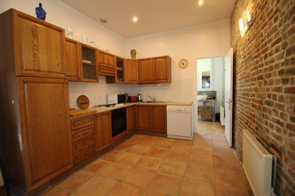 Holiday home Sauna Et Jacuzzi - Les Mille Et Nuits - 2km